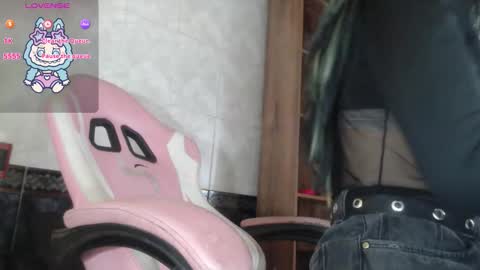 Snapshot of sally23_ chatting on November 2025 02:23:01 PM salloy online show from November 2025 02:23:01 PM