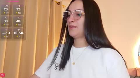 Silvia  online show from July 2026 01:59:02 PM