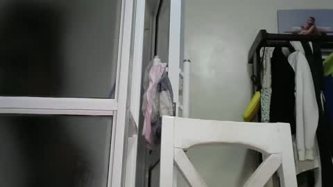 Snapshot of sally_beauty2023 chatting on December 2025 06:41:01 AM sally_beauty2023 online show from December 2025 06:41:01 AM