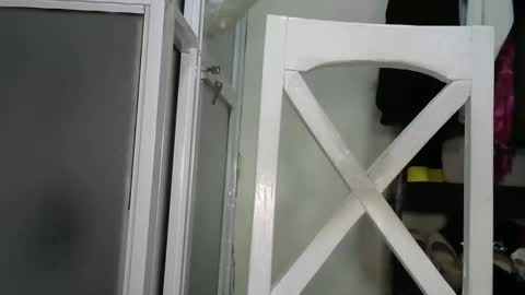 Snapshot of sally_beauty2023 chatting on December 2025 11:39:02 AM sally_beauty2023 online show from December 2025 11:39:02 AM