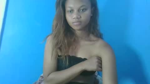 Snapshot of sallywett chatting on December 2024 11:00:01 AM SallyWett online show from December 2024 11:00:01 AM