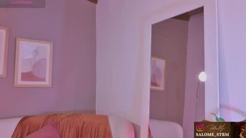 Snapshot of salo____ chatting on May 2026 03:00:01 PM Salo online show from May 2026 03:00:01 PM