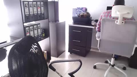 Snapshot of salome_010 chatting on November 2025 01:22:02 PM Salome online show from November 2025 01:22:02 PM