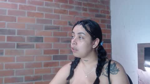   online show from December 2025 07:32:01 PM