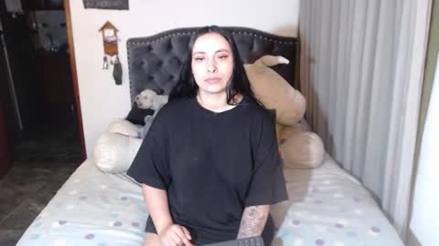 yenny online show from March 2026 03:18:02 AM