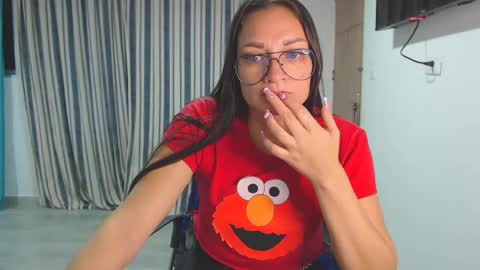 Snapshot of salomesaints chatting on December 2024 03:00:02 AM salome online show from December 2024 03:00:02 AM