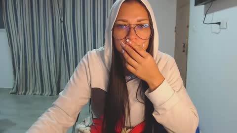 Snapshot of salomesaints chatting on February 2025 01:03:02 AM salome online show from February 2025 01:03:02 AM