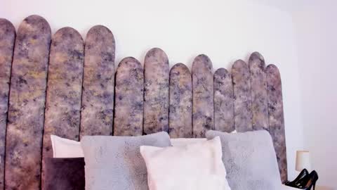 Salome online show from November 2025 10:18:02 PM