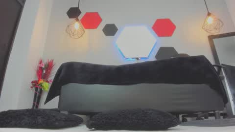 martina online show from September 2025 04:12:02 AM