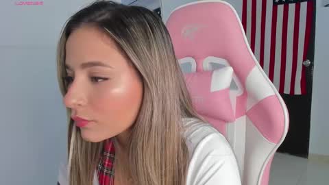 Salome online show from September 2025 02:33:01 AM