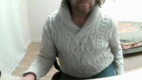Snapshot of saltimbanquier chatting on February 2025 12:50:02 PM Saltimbanquier Salt ou Banquier online show from February 2025 12:50:02 PM