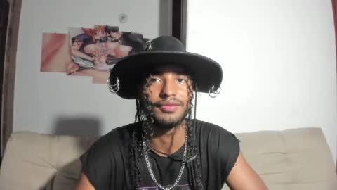 Snapshot of salvatore_amator chatting on May 2026 04:51:02 AM salvatore_amator online show from May 2026 04:51:02 AM