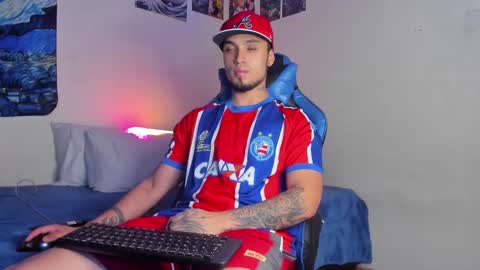 Snapshot of salvatore_dereck chatting on December 2025 01:34:01 AM online show from December 2025 01:34:01 AM