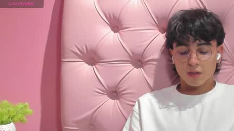 Snapshot of salvatore_monterey chatting on January 2025 05:41:02 AM salvatore online show from January 2025 05:41:02 AM