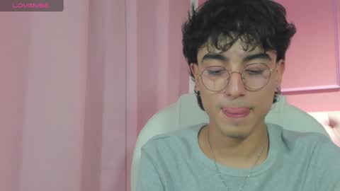 Snapshot of salvatore_monterey chatting on January 2025 11:45:01 PM salvatore online show from January 2025 11:45:01 PM