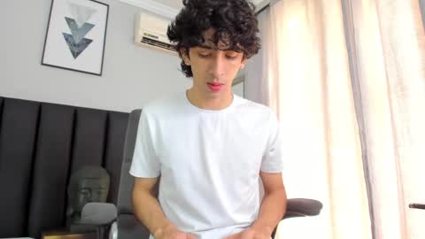 Snapshot of salvatore_monterey chatting on February 2025 01:39:01 PM salvatore online show from February 2025 01:39:01 PM