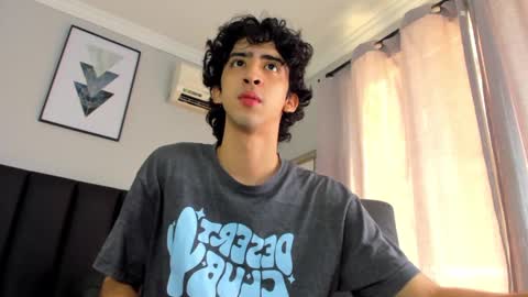 Snapshot of salvatore_monterey chatting on February 2025 02:09:02 PM salvatore online show from February 2025 02:09:02 PM