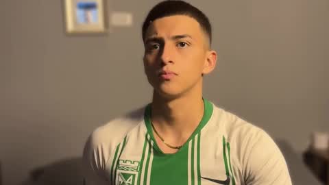 Snapshot of salvatore_romanoo chatting on November 2025 05:06:01 AM Salvatore online show from November 2025 05:06:01 AM