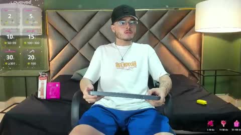  Salvatore online show from February 2026 12:15:02 PM