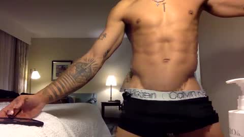 sam9826wh online show from December 2024 03:40:02 AM