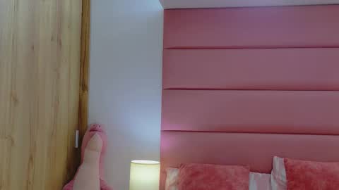 sam_and_lisa_ online show from November 2025 12:55:02 AM