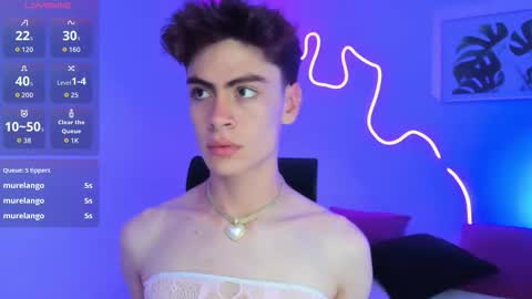 Snapshot of sam_clarkk chatting on November 2025 04:46:02 AM Sam Clark online show from November 2025 04:46:02 AM