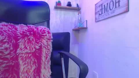 Sam online show from February 2025 04:25:01 PM