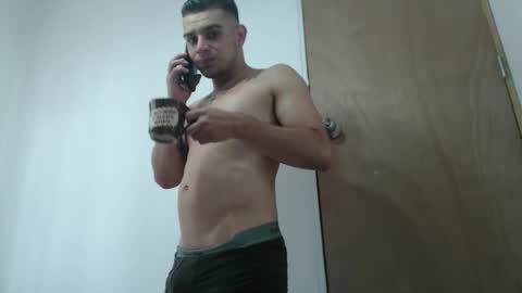 Snapshot of sam_davies21 chatting on November 2025 04:19:02 PM Sam Davies online show from November 2025 04:19:02 PM