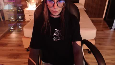 SAM MANSON online show from December 2025 01:31:02 PM