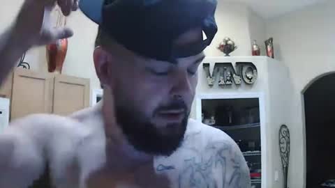 Snapshot of sam_papithebarber chatting on December 2024 10:01:02 AM sam_papithebarber online show from December 2024 10:01:02 AM