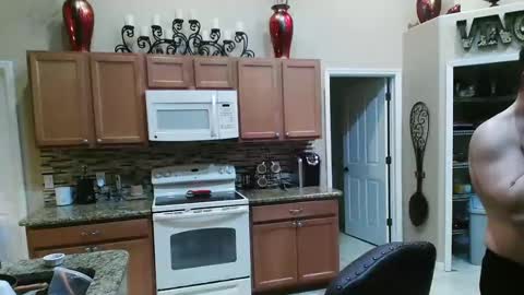 Snapshot of sam_papithebarber chatting on January 2025 07:07:01 AM sam_papithebarber online show from January 2025 07:07:01 AM