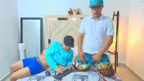 sam_tnt9 online show from November 2025 08:46:01 AM