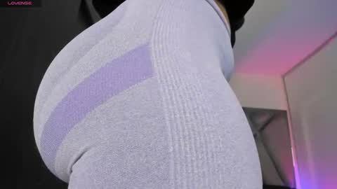 samaay_ online show from October 2025 03:50:02 AM