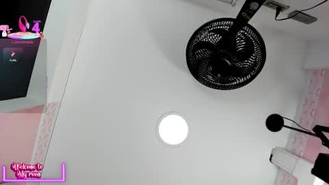 Snapshot of samanta__milk chatting on September 2025 12:48:01 PM samanta__milk online show from September 2025 12:48:01 PM