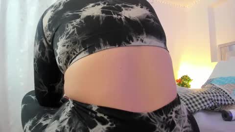 Snapshot of samanta_roberts1 chatting on October 2025 11:42:01 AM Samanta online show from October 2025 11:42:01 AM