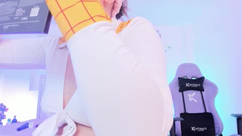 Snapshot of samanta_roberts1 chatting on November 2025 01:46:01 PM Samanta online show from November 2025 01:46:01 PM