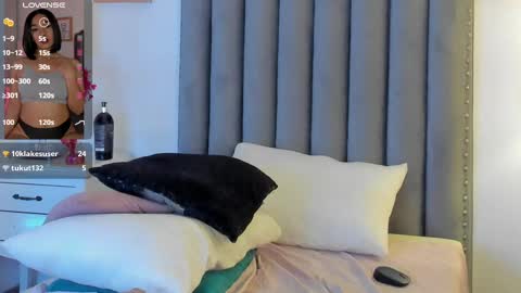  samanta  online show from February 2025 06:33:02 AM