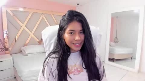 sam  online show from November 2025 04:00:02 AM