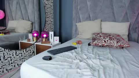 Snapshot of samantamaturehot chatting on January 2025 11:27:01 PM Samanta... online show from January 2025 11:27:01 PM