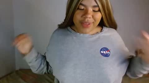 samantha_890 online show from October 2025 10:27:02 PM