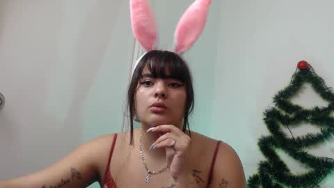 Snapshot of samantha__tylor_ chatting on December 2024 07:53:02 PM samantha__tylor_ online show from December 2024 07:53:02 PM