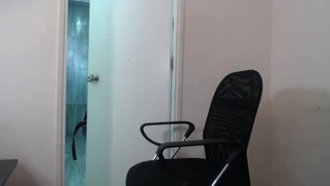 Snapshot of samantha__tylor_ chatting on February 2025 06:24:01 PM samantha__tylor_ online show from February 2025 06:24:01 PM