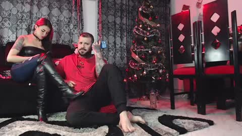 Snapshot of samantha_abrill chatting on December 2024 11:24:01 PM Samantha and Victor online show from December 2024 11:24:01 PM