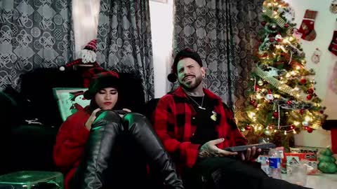 Snapshot of samantha_abrill chatting on December 2024 03:49:01 AM Samantha and Victor online show from December 2024 03:49:01 AM