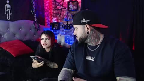 Snapshot of samantha_abrill chatting on February 2025 01:25:02 AM Samantha and Victor online show from February 2025 01:25:02 AM