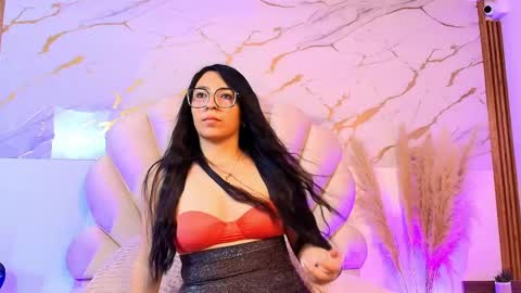 Samantha Diamont online show from April 2026 07:43:01 PM