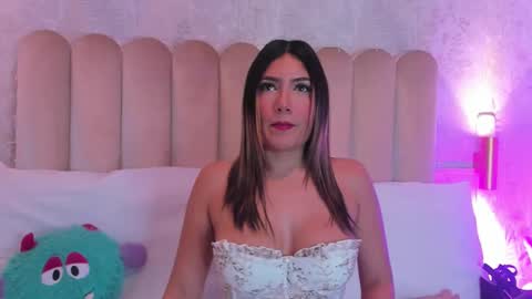 Snapshot of samantha_duque11 chatting on February 2025 05:04:01 AM Samantha online show from February 2025 05:04:01 AM