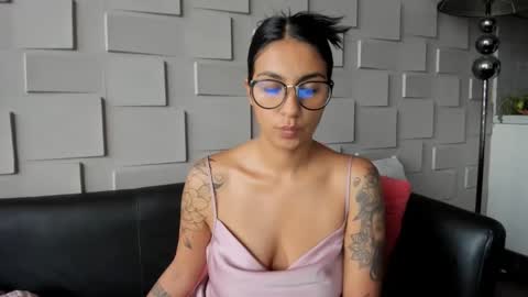 Samantha online show from February 2025 01:08:02 PM