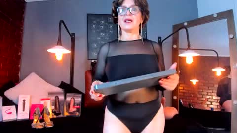 Sam online show from March 2026 02:41:01 AM