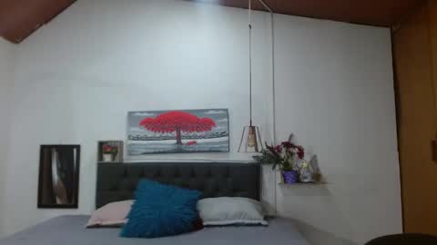samanthaa_8_ online show from April 2026 01:58:02 PM